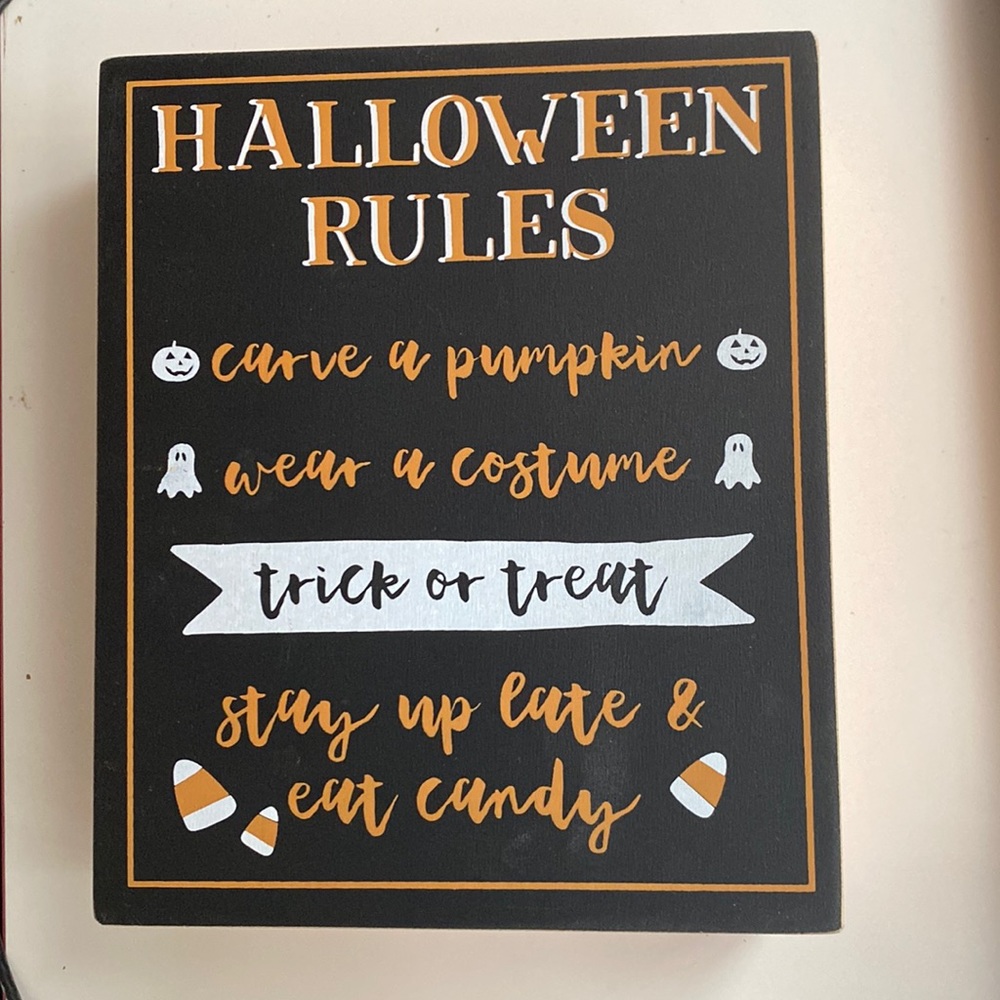 Cute Halloween sign 🎃